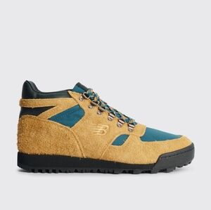 New Balance Boots URAINAA vibram outsoles Tan / Blue size 6 mens